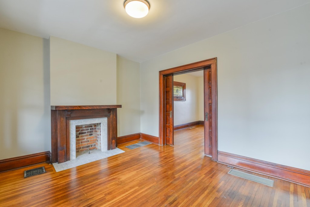 286 E Woodrow Avenue - Living Room with fireplace